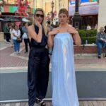 Yuliya Solomonova Instagram - У нас в песочнице все мамочки - хамьё, Их воспитательная техника опасна. Чужие дети - это дело не моё, Чужие деньги - тоже дело не моё, . Понятное дело, Но я не согласна! . На умном сайте сесть большой научный чат, Такую ересь там несут, всё с ними ясно, Там все тупые, значит лучше промолчать, Но я умнее, значит лучше промолчать, . Понятно, что лучше, Но я не согласна! . В семье, как в стае, безопасней с вожаком, Он всё добудет, разве это не прекрасно? А значит, надо соглашаться с мужиком, Понятно, надо соглашаться с мужиком, . Понятно, что надо, Но я не согласна! #СолаМонова #стихи Обязательно напишите, с чем вы не согласны!!! Нельзя держать в себе. Скажете - и полегчает!