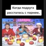 Yuliya Solomonova Instagram - Что делает сверканье эполет В бестселлере с молоденькой дворянкой? Влюбиться в мудака в шестнадцать лет, Как в садике переболеть ветрянкой.   Пусть нереально противостоять Безумной энергетики мудачной, Но в мудака влюбиться в двадцать пять, Как сделать нос, но очень неудачно.   Культура, Комсомолка, РБК, Ты умная, когда тебе за тридцать, А в тридцать пять влюбиться в мудака, Как на таможне жёстко накуриться.   А в сорок семь, я лучше промолчу, Хотя мудак всегда достоин страсти - По всей планете ловят Пикачу, Но лучше не ловить его на трассе.   Малышка, этот мир - не кинозал, Пока ещё крепка душой и телом - В шестнадцать лет, как доктор прописал,   Переболей и занимайся делом! #СолаМонова #стихи #скозырейзашла #мудаки В каким возрасте вы переболели ? 😂😂