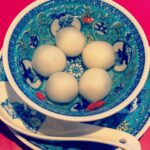 Yumi Adachi Instagram - 🩷🩵🩷 大好きな白玉ゴマ団子の季節がやってきた！