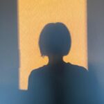 Yumi Adachi Instagram - 🧡🧡🧡 ある日の朝焼け。 寝癖ぎみの私。