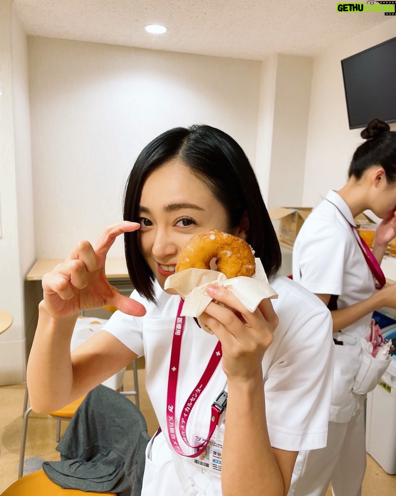 Yumi Adachi Instagram - 🤍🤍🤍 1週間経つの早すぎる! #ザトラベルナース 今夜は第7話!