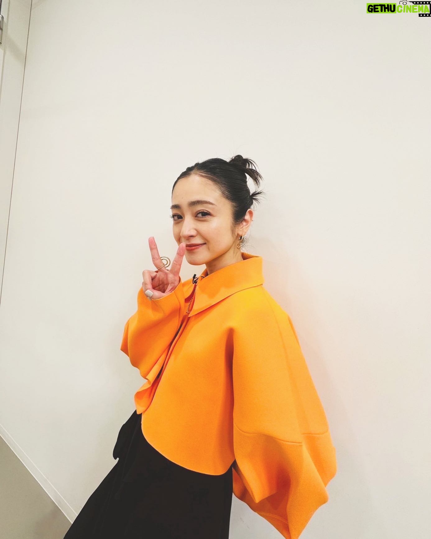 Yumi Adachi Instagram - 🧡🧡🧡 舞台『#綿子はもつれる』も終わって、 ドラマ撮影や番組収録の日々。 綿子に後ろ髪引かれつつ。。。 台湾公演までしばしお別れ。
