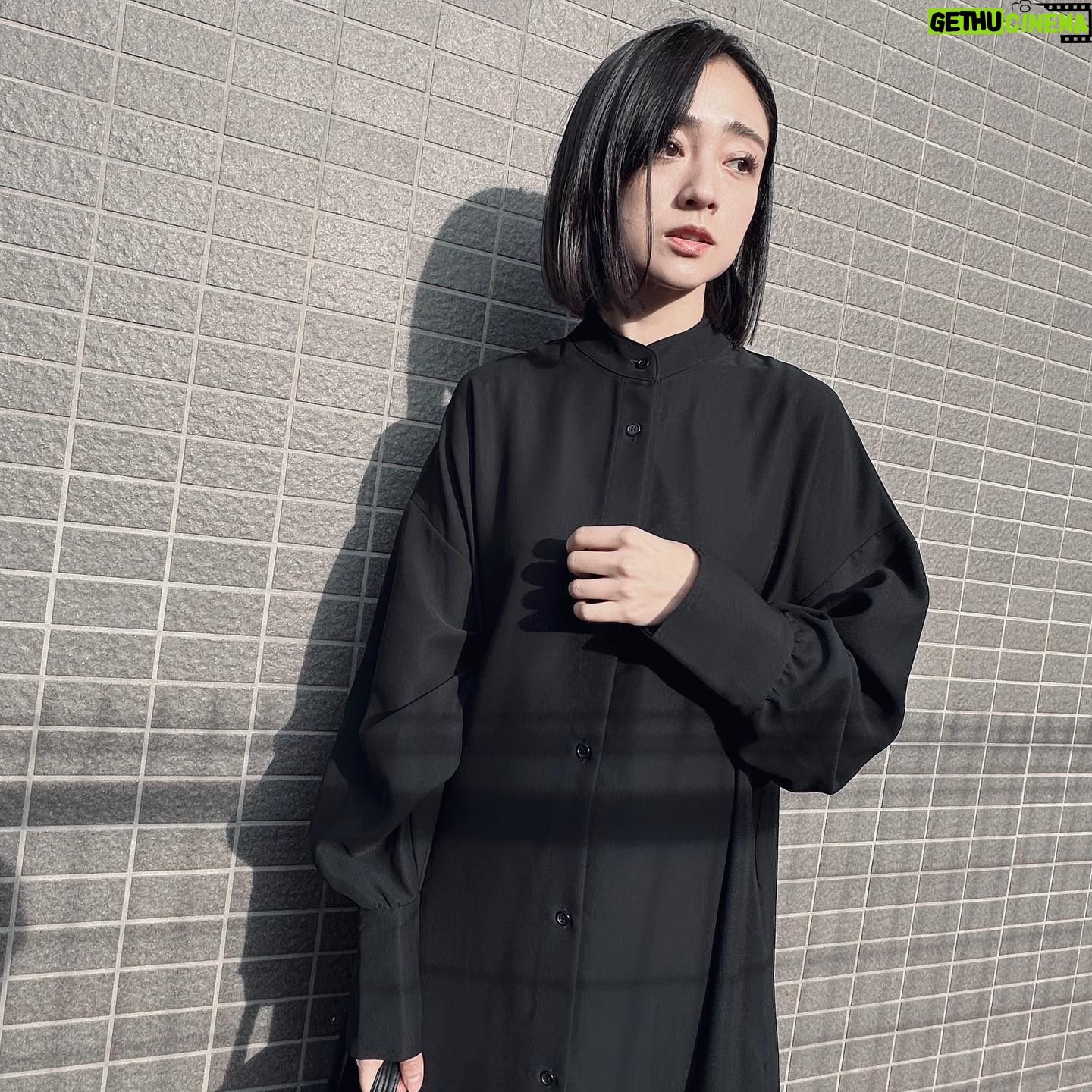 Yumi Adachi Instagram - 🖤🖤🖤 @torico_wear 新作のワンピース!