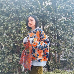 Yumi Adachi Instagram - 🩶🧡💙
@torico_wear 新作のニット！お気に入り！
・
11/11 19:00〜 販売開始
MとXLの2サイズ
ぜひ！