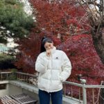 Yuna Kim Instagram – 따숩❄️❤️ #뉴발란스 #액티브다운 #숏패딩 #뉴발란스패딩 그나마 좀 덜 뿌연가🙄🫣 사진좀잘찍어주쇼🤷‍♀️ㅋㅋ