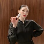 Yuna Kim Instagram - NEW 루즈 프리미에💋 #디올뷰티 #디올루즈프리미에 #디올오뜨꾸뛰르립스틱 #디올립스틱