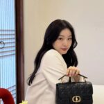 Yuna Kim Instagram - 🖤