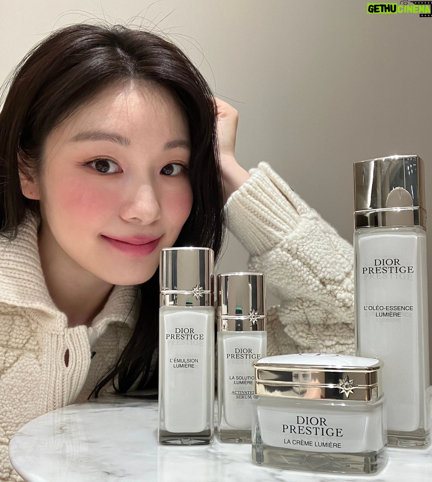 Yuna Kim Instagram - NEW 화이트 컬렉션✨️ #디올스킨케어 #디올프레스티지 #디올프레스티지화이트 #DiorSkincare #DiorPrestige