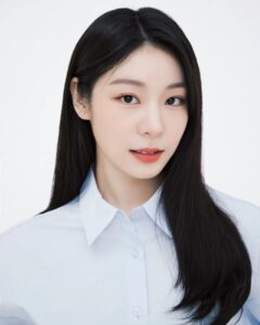 Yuna Kim Instagram - 프로필이란 것을 처음 찍어보았다📸
