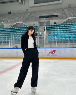 Yuna Kim Instagram - NB🖤⛸️