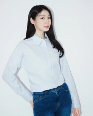 Yuna Kim Instagram - 프로필이란 것을 처음 찍어보았다📸