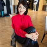 Yuriko Ishida Instagram - 本日は、 「劇場版　東京MER ~走る救命救急室〜」の 完成報告会見がありました。 赤塚都知事のイメージのままの衣装とメイクで参加しました。映画になったMERは うーん、とにかくすごいことになってます…4月28日公開です👏🏻👏🏻👏🏻‼️ #劇場版東京mer #タマティーノ写真館