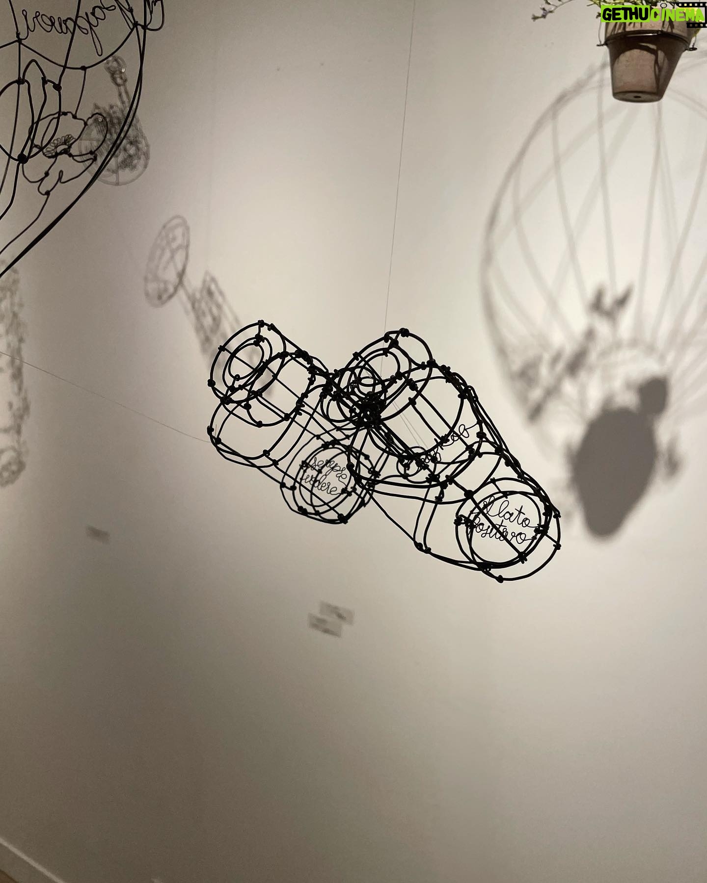 Yuriko Ishida Instagram - チズさんの @chizu_kobayashi 作品をみていると ただただ幸せな気持ちになる。 癒され 満たされる。 素晴らしすぎます。