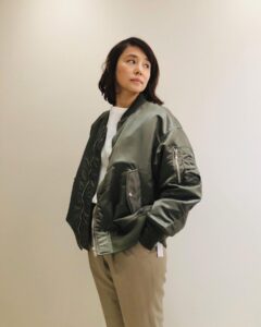 Yuriko Ishida Instagram - 服を着ることについて、 たびたび思いを馳せます。 仕立てが良くて、体を入れると不思議なくらい馴染む。 知性と洗練と，感じの良さ。 コルピエロ、と言う名前の 美しい服たち。　 新宿伊勢丹4階にて 12/13までpop up shopが オープンしてます。 #colpierrot