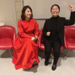 Yuriko Ishida Instagram - 番外編😁 赤塚都知事が 毎回やってる 「よっしゃあー‼️」は わたしが演じる前に必ず 監督がものすごいパワーのお手本を見せてくれるのです。 それはそれはパワフルですてきな「っしゃぁ‼️」なのです。 というわけで、例えばこんなふうに…という図です。 ㊗️😊‼️ #劇場版tokyomer #松木彩監督