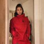Yuriko Ishida Instagram - ヨーロッパの古着を買いました。 赤は実はとても好きな色なのです！ 色の力を感じます。 ちなみにこれは、ノルウェーの古着でした。 形も色も大きさも、布の感じも かなり気に入ってます😊😆 引田舞ちゃんの古着のセレクトの センス、とても好きです😆😆 #赤が好き