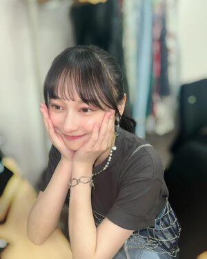 Yuuka Kageyama Instagram - まだまだ誕生日の余韻に浸っている影山です😆

もうみなさんに会いたいよ〜！
いつも支えてくれて笑顔にしてくれる大好きなみなさん！

そんなかげさぽのみなさまが声を届けてくださったおかげで、
今回のバースデーイベント記念グッズの受注生産が急遽決定しました✨㊗️

すごすぎる〜うれしすぎる〜！

異例なことなんだそうです。幸せ者です。

イベントに来れなかった方にも、イベントで完売となって買えなかった方にも、熟考したかわいこちゃんたちが届くことがすごく幸せです☺️

そして迅速に対応してくださったスタッフさんにも感謝の気持ちでいっぱいです！
みなさん本当にありがとうございます！！

早速申し込みが始まりましたので、ぜひオフィシャルサイトからチェックをよろしくお願いします！
締切は5/26 23:59までですのでお忘れなきを〜！！

ゲット報告やアクスタとのお出かけ報告もお待ちしてます✨

#影山優佳23ちゃい
#影山優佳
#かげさぽのお席