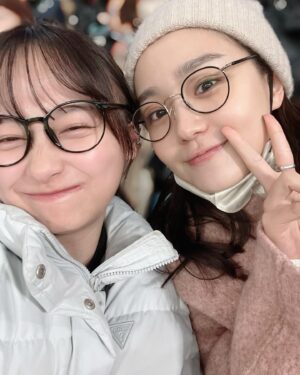 Yuuka Kageyama Instagram - FIFAワールドカップ26アジア2次予選 日本×北朝鮮
勝利おめでとうございます🎉🎊

今回は奈緒さんのお隣で熱烈応援させていただきました！
大きな大きな一歩を、スタジアムで体感できて大変興奮しました！ありがとうございました！

これから続く予選も、みなさんが怪我なく自分たちらしくプレーができていけることを祈っております！

#samuraiblue
#サッカー日本代表
#スタグル