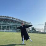 Yuuka Kageyama Instagram - 2023年も大変お世話になりました💫 新しい一歩を踏み出させていただき、不安と緊張感に押しつぶされそうになる日もあった中で、 みなさんがいつも変わらずにあたたかく見守ってくださっているから、私は今日も自分らしくいられています。 そんな大好きなみなさんに毎日ひとつでも多くの笑顔の種が舞い降りてきますように🌱 一年の締めくくりこそ素敵な夢を見られたらいいですね、でも夢を見るのは浅い睡眠だと言いますから、ぐっすり寝てくださいね💤 （思い出写真がたくさんあるので、睡眠の話をした流れをぶったぎる形にはなりますがもうひとつ投稿します。笑） #2023