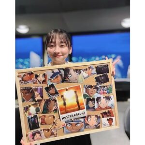 Yuuka Kageyama Instagram - 4/20 15:00〜日本テレビ
劇場版名探偵コナン公開特別番組
「名探偵コナン 100万ドルの五稜星（みちしるべ）」公開記念！函館に届く予告状SP 
出演いたします👓🎀⚽️

大好きな名探偵コナンの魅力をお届けする番組に参加できて、今回の函館ロケは本当に本当に夢のような時間でした！
さらに感激したのは、先日映画を観に行った時に私たちが訪れたたくさんの場所にコナンくんたちが立ってるという、逆追体験ができたことです☺️
素敵な機会をありがとうございました！！

五稜郭、旧函館公会堂、函館山展望台などなど、どの場所も詳細に再現されているので、
映画を観に行ってから訪れるととってもテンション上がると思います♪
私も行きたい！ロケ地はまだ寒くて桜が見れなかったですし🌸

huluでは放送には入らない特別なコナントークも見ることができますのであわせてよろしくお願いします！
みなさんの感想楽しみだな🤤

#名探偵コナン#conan#100万ドルの五稜星#函館