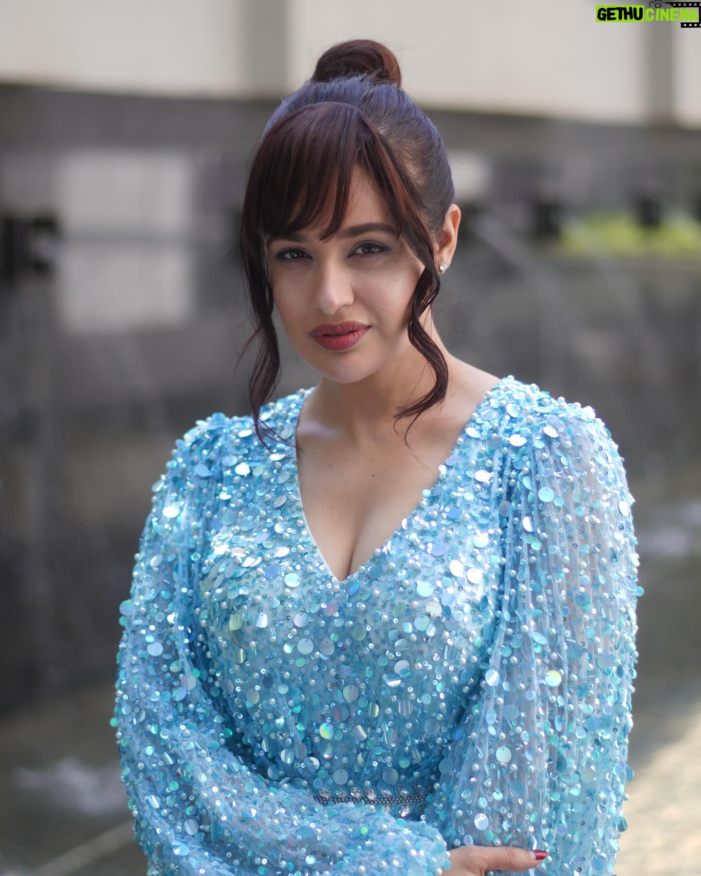 Yuvika Chaudhary Instagram - Feeling blue. Clicked by @shayansphotography