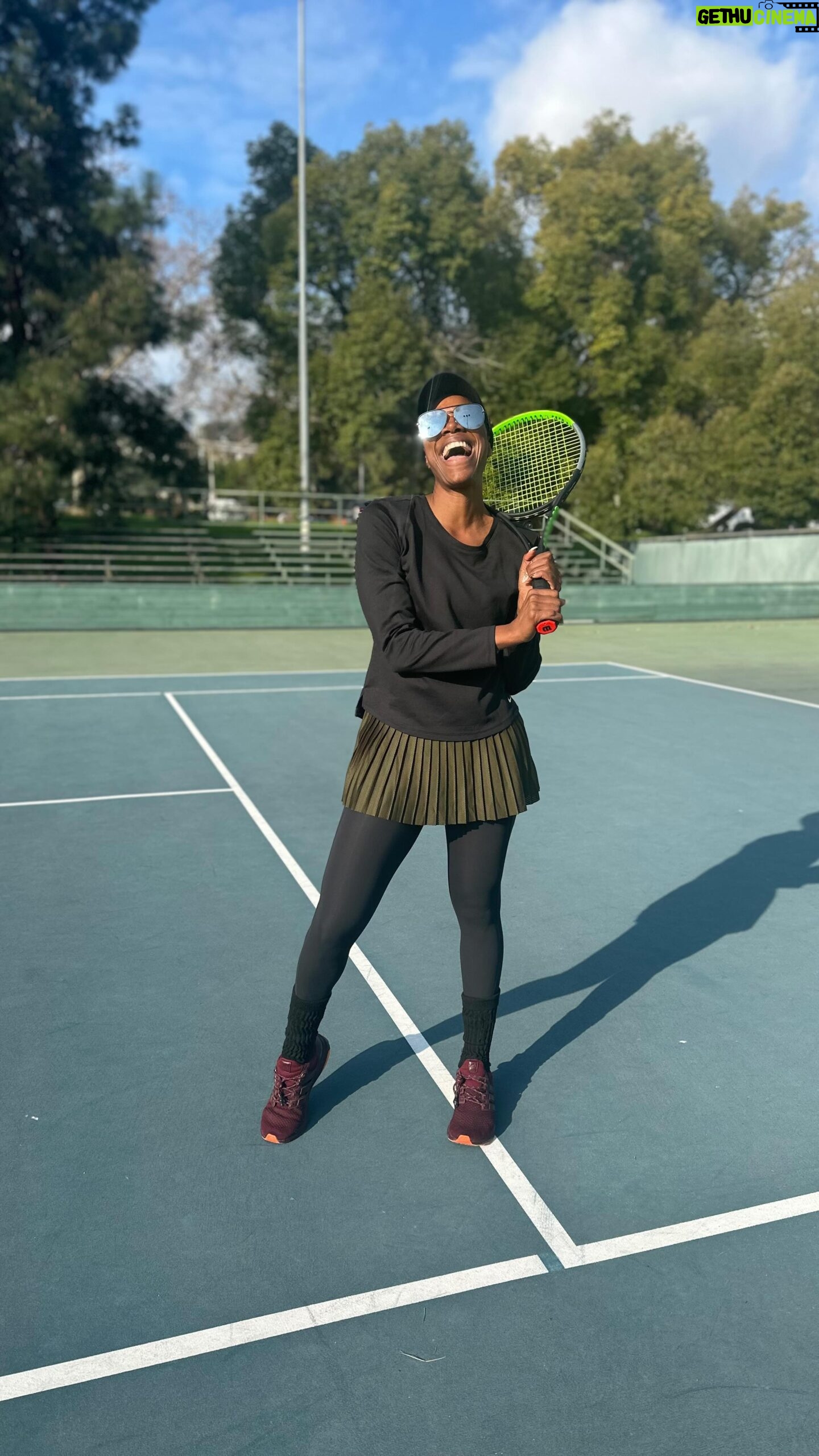 Yvonne Orji Instagram - Whippin’ Deez Balls 🎾 Spending Valentine’s Day doing a lotta things I love: 1). Tennis lessons (brings me so much joy! Thanks @garrettfhoward) 2). Steppin up my passport game, with that extendo booklet, just in time to head to Milan Fashion Week, (ya gurl had 4 years left on it, but all the pages were stamped up- we BLESS GAWD!) 3). A lil self care wed with this mani-pedi 4). Finalizing a pitch for… a new wedding show I’m producing (cuz I LOOOOVE LOVE!) 5). Treating myself (and y’all) to all this JOY!!! You’re welcome. ••••• Ok, like, but for real… what if you like whips and chains and being tied down? Is Jack Kink-shaming? Asking for some people I know. 😂👀😘 Have a great day folks!!!! 🤎🤎🤎