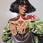 Yvonne Orji Instagram - Lookin’ retro in @etro. #mfw #milanfashionweek Hair: @mitchellcantrellbeauty Makeup: @dalila_mua Stylist: @georgmedley Fit- head to toe: @etro Core strength & back muscles: @massy.arias 📸: @modehunter