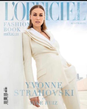 Yvonne Strahovski Instagram - Absolutely loved this shoot with this dream team 💫 Thank you @lofficielau & photographer extraordinaire @mikeruizone & the very talented @tamah_krinsky @dereksyuen @katiebof 💋💋💋 Check out the piece through @lofficielau ❌⭕️ I talk all things @handmaidsonhulu & @thetomorrowwar ➡️ Dropping soon on JULY 2 💥 on @amazonprimevideo