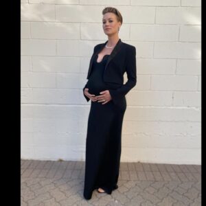 Yvonne Strahovski Instagram - Happy Emmys Everyone ! Just me, my belly & my pajamas at home on zoom #nobigdeal