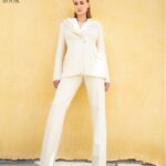 Yvonne Strahovski Instagram - Absolutely loved this shoot with this dream team 💫 Thank you @lofficielau @lofficielfashionbookmontecarlo & photographer extraordinaire @mikeruizone & the very talented @tamah_krinsky @dereksyuen @katiebof 💋💋💋 Check out the piece through @lofficielau @lofficielfashionbookmontecarlo ❌⭕️ I talk all things @handmaidsonhulu & @thetomorrowwar ➡️ Dropping soon on JULY 2 💥 on @amazonprimevideo