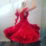 Yvonne Strahovski Instagram - I always wanted to be that dancing lady emoji #statelesstv #netflix 💃🏼💃🏼💃🏼