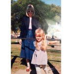 Yvonne Strahovski Instagram - Oh a little throwback. Never mind my Mama’s bangin’ casual fashun HELLO💥💥💥
