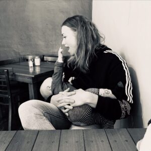 Yvonne Strahovski Instagram - Coffee & 💓