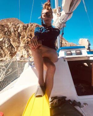 Yvonne Strahovski Instagram - Snorkel Chic #cabosanlucas 💋
