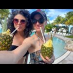 Yvonne Strahovski Instagram - Bahamas besties 👯‍♀️👯‍♀️🍍🍍💋💋Had an absolute blast @bahamarresorts THANK YOU for having us for a very belated bday bestie trip @grandhyattbahamar you are spectacular 💫 ⚡️ ☀️
