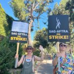 Yvonne Strahovski Instagram - @sagaftra on STRIKE ! Picketing in the heat today fighting for the future, for our rights, for our peers, for the right to qualify for health insurance, for pay & basic rights in this industry #westandtogether #pregnantwaddling&striking #👊🏻