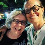 Zélia Duncan Instagram - Ontem, em BH, em frente à Livraria Jenipapo, o papo rolou solto com Heloísa Starling, que conheci há poucos anos, mas já tem um peso histórico na minha vida! Ela ensina, escreve, realiza, encanta e fala com propriedade e amor sobre o Brasil. Falamos de tudo isso e mais um tanto. Meu livro, meus discos, músicas autorais, mulheres da Independência, seus feitos e invisibilidades. Tinha público e vontade. E vamos assim nos conjurando, como diz a mestra! Obrigada ao @projetorepublicaufmg , Danilo, Igor, pesquisadores, gente jovem e incansável. Obrigada Gustavo, Virginia, Arthur, Roberta, os Starlings, q chegaram junto! Em poucas coisas acredito mais, do que a gente se reunir pra ouvir e falar. O resto é papo furado! 👊🏽❤️