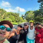 Zélia Duncan Instagram – A volta dos que foram…fazer treino de subida! Corredores de rua estão sempre com um bom dia na boca e um incentivo pra passar adiante! E vc, já se mexeu hj? Rumo à @sao_silvestre BOM DIA!🌻👊🏽 @coachluizdeargila @ultra_nilton_ph Ulisses e Priscila