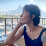Zélia Duncan Instagram - Dia 08 de março, dia de lembrar que todos os dias são nossos. Mesmo que o mundo insista em querer nos provar o contrário. "Somos o ser que está"! Meu melhor carinho a cada mulher que um dia aceitou estar nesse clipe, que o instagram me obriga a dividir em dois! @marciatiburi @helenaduncan____ @flavia_pedras @cidamoreiraoficial @sylfirefly @isabelteixeira @julia.barreto.18 @leticialetrux @valeriabarcellosoficial