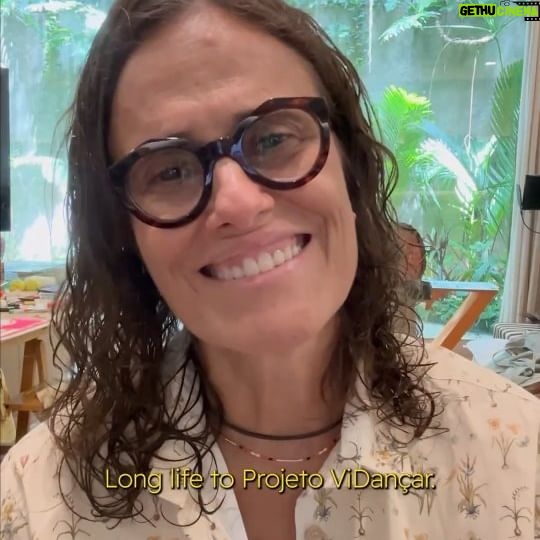 Zélia Duncan Instagram - 🎶✨ Juntos pela arte e pela transformação! 🌟 Apoie o Projeto ViDançar e ajude a manter viva a magia da dança na nossa comunidade! 💃💖 Assista ao vídeo e una-se a nós nessa causa incrível! 🙌 @projetovidancar #ViDançar #Apoie #Transformação #ZéliaDuncan #Arte #dança @renesilva @imaconexoes