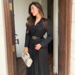 Zahraa Sami Instagram - البسي اسود مثل سواد قلبه 🖤🐎😃.. #horse #horseriding #erbil #iraq