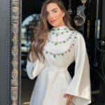 Zahraa Sami Instagram – جمعة مباركة و رمضان كريم عليكم 🤍

من برنامج فطوركم علينا اليوم 💚