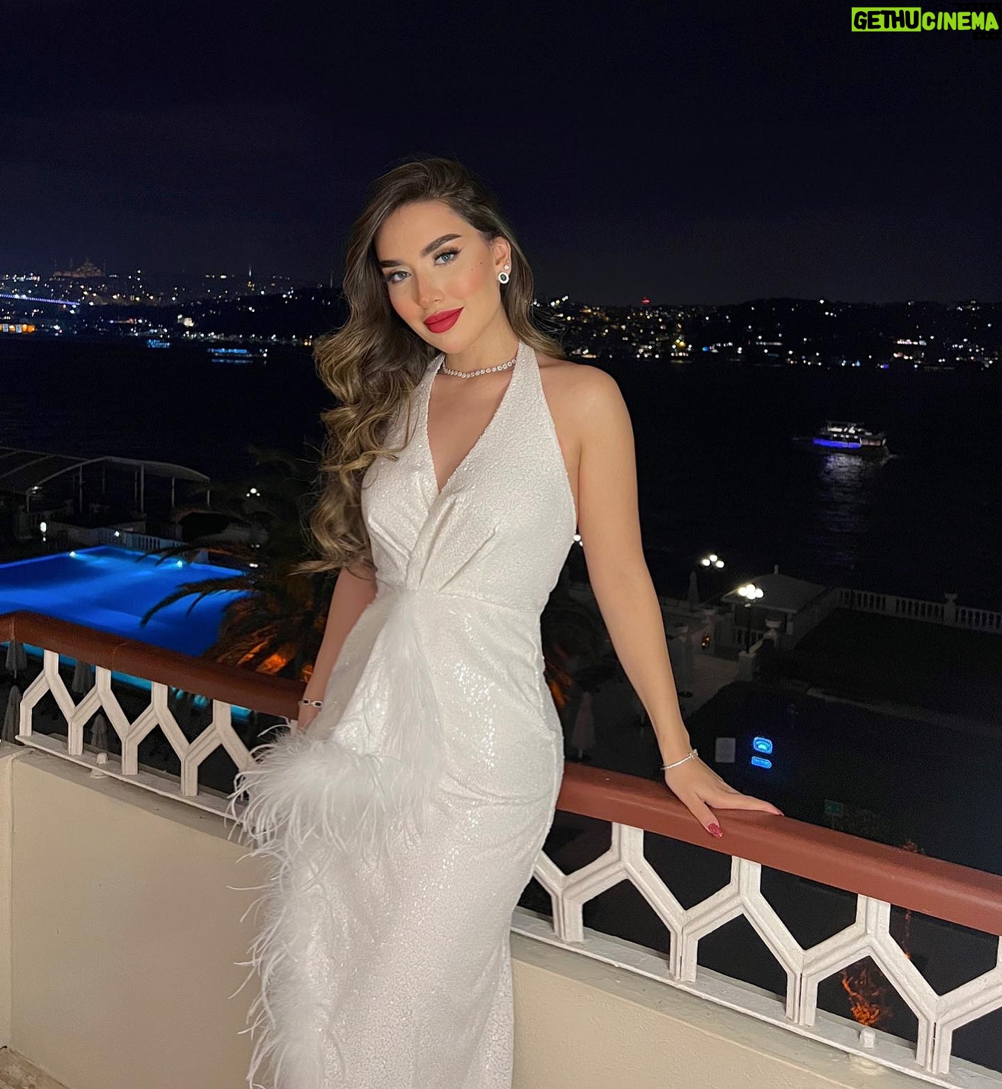 Zahraa Sami - 118.1K Likes - Hello 2024 ! đđ§đźââď¸đ¤đ¤