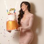Zahraa Sami Instagram - On this day a Barbie was born .. Bye bye 23 🎊🥂🎂🩷👧🏻 .. 📸: @ali.macro