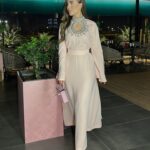Zahraa Sami Instagram - باقي ٣ ايام لعيدميلادي 🩷 صدك الواحد كل ميكبر يصير ميحتفل بعيدميلاده؟😅