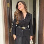 Zahraa Sami Instagram - البسي اسود مثل سواد قلبه 🖤🐎😃.. #horse #horseriding #erbil #iraq