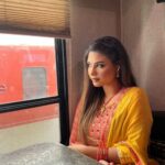 Zainab Ghazi Instagram – شرايكم بحلقة سوق اليمعه🤣؟ #بطن_وظهر