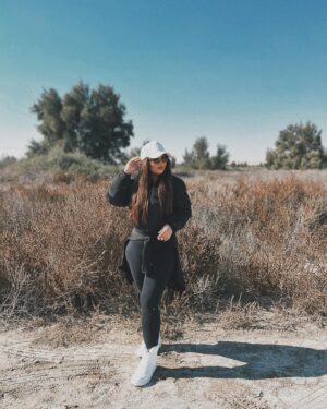 Zainab Ghazi Instagram - Just be a better you, for YOU🖤