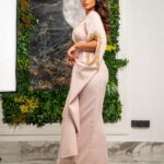 Zainab Ghazi Instagram – النفنوف الجميل بمشهد العرس بمسلسل #بطن_وظهر  بأنامل حبيبة قلبي @abrar_style 😍🔥