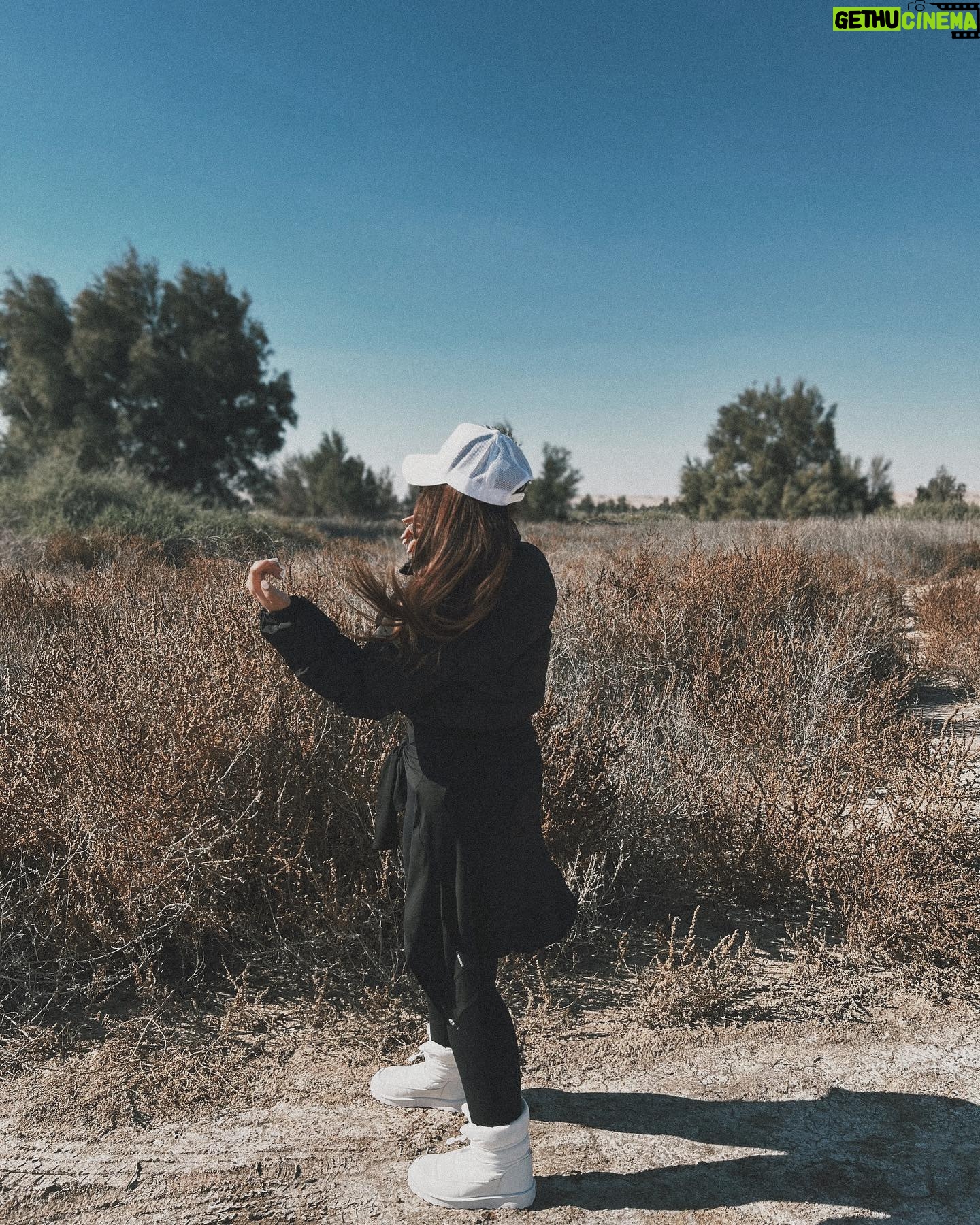 Zainab Ghazi - 3 Likes - Just be a better you, for YOU🖤